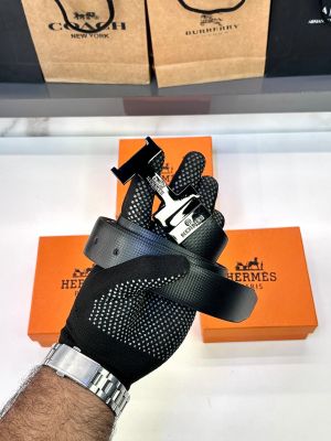 Herme_s Paris Glossy Black Belt FA 116