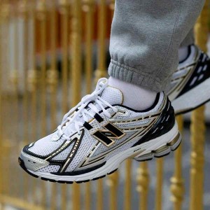 NewBalance 1906R Metallic Gold