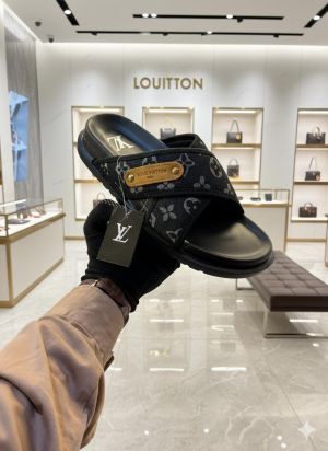 Louis-vuitton denim black slides