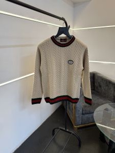 Gucc i imported knitted yarn imported sweater beige