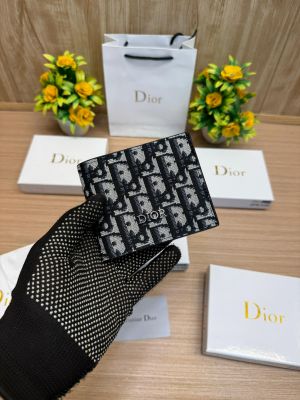 DIOR_WALLET_V836