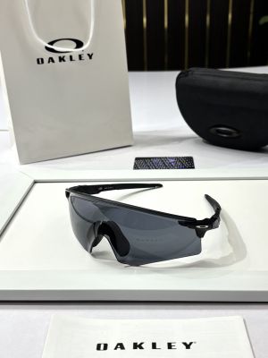 _Oakley_9471_
