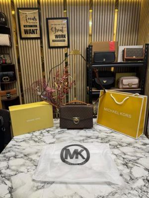 Michael_Kors Hendrix Signature Shoulder Bag With Box Dust Bag Including Carry Bag (Brown)