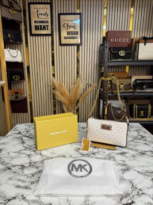 Michael_Kors Jet Set Shoulder Bag With Box And Dust Bag (Beige)