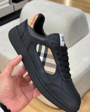 BURBERR_Y CHECK TERRACE BLACK LEATHER PREMIUM SNEAKER 