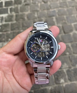 TOMM Y HILFIGER SILVER BLACK AUTOMATIC