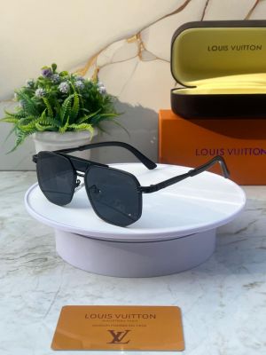 Louis_Vuittion_2593_full_Black