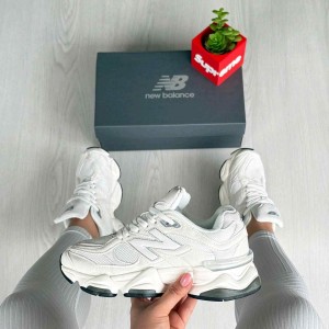 New Balancee 9060 X United ArrowsWhite