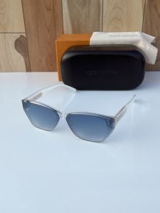 Louis_vuitton_2900_white_blue
