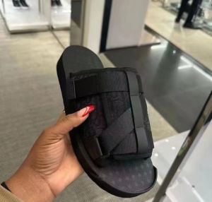 Di_or Alpha Oblique Sandals Premium 