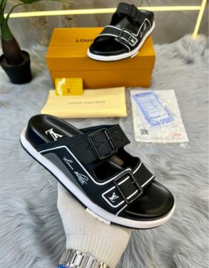 LV NBA TRAINER SLIDES UA PREMIUM 