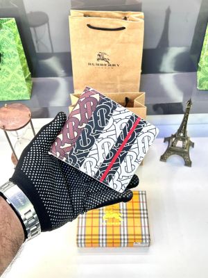  Burberr_y White Wallet Fa 41