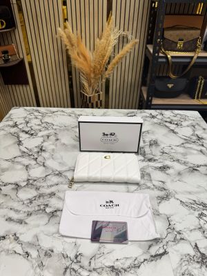 Coac_h Quilted Long Zipper Premium Wallet Includes Card Box And Dust Bag (CD003-White)