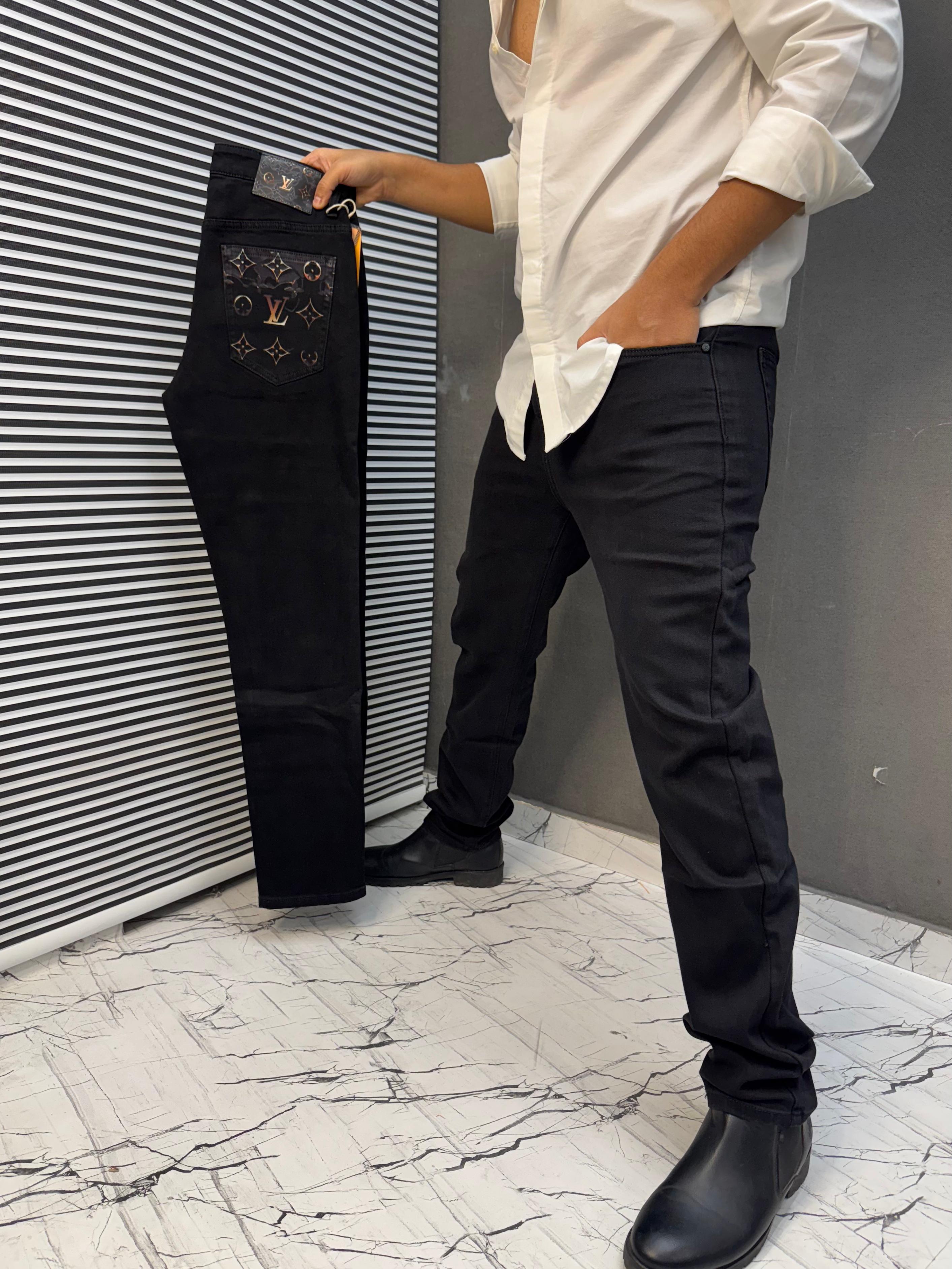 _LOUIS_VUITTON_100%_IMPORTED_CURRENT_STORE_ARTICLE_VERY_PREMIUM_JEANS_377