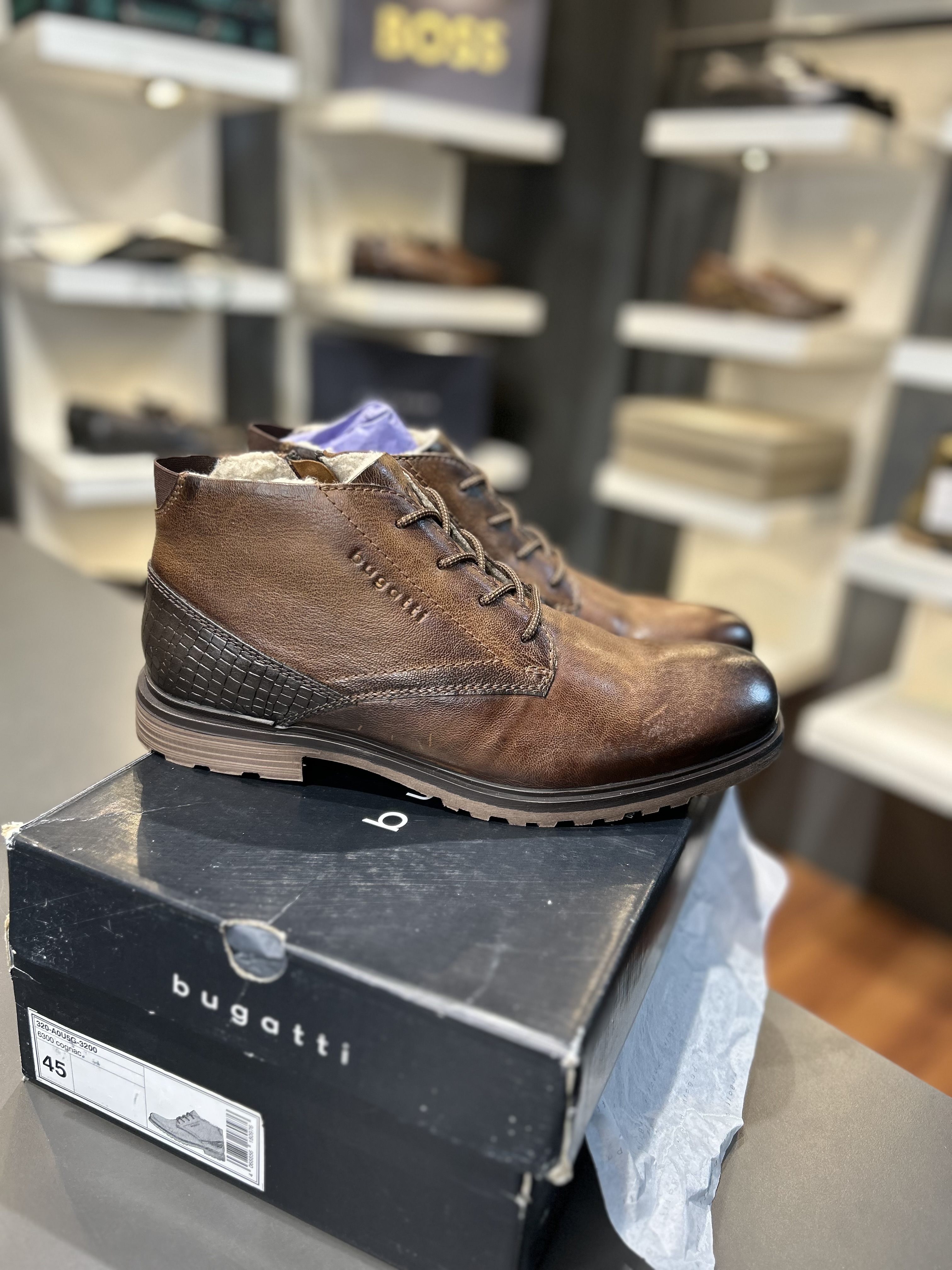 Bugatti_Surplus Boot 100% Geniune Leather 