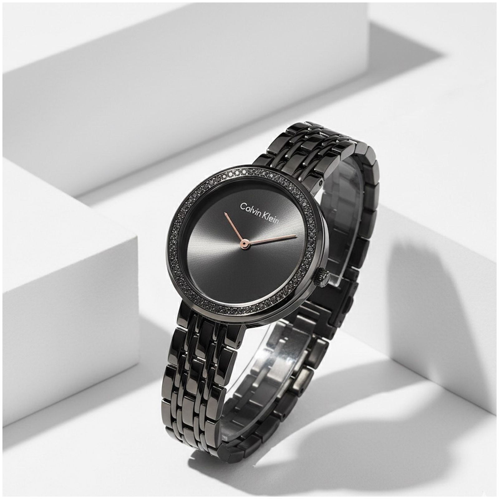 Calvi_n Klein Twisted Bazel Black 