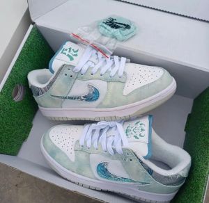 Nikkee_SB Dunk Low Year Of The Dragon Steam Puppet