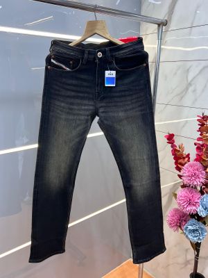 Diese l Green Premium Imported Stretchable Lycra Fabric Boot Cut Denim with Embroidered Design 3341