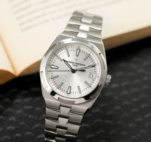 Vachero_n Constantin Overseas 4500V