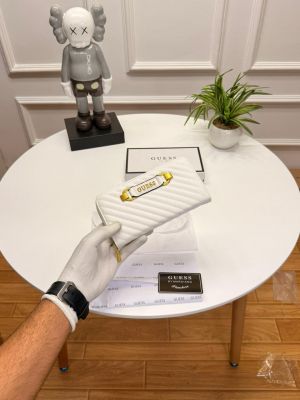 Guess_premium_womens_zipperwallet_with_ogbox_etc_ea136