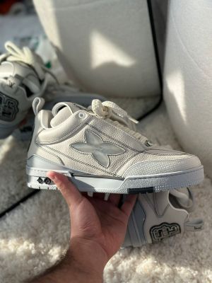 LOUI.S VUITTON SKATE SNEAKER GREY