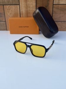 Louis_vuitton_2687_yellow