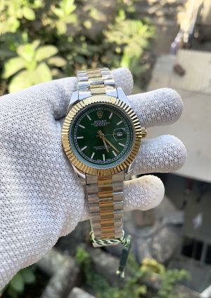 Role_x oyster perpetual date just 