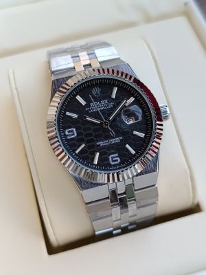 ROLE_X LAND DWELLER QUARTZ BLACK MOVEMENT WATCH 