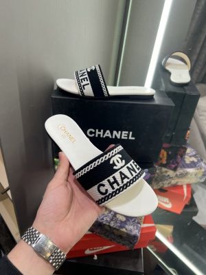 Chanel_Hayden_Classic_Flats_With_OG_Box_&_Dust_Bag_(White-1072)