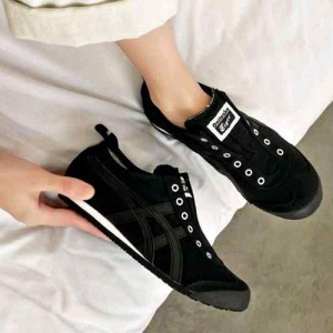 Onitsuka tiger slip on triple black