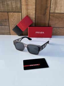 Prada_899_grey