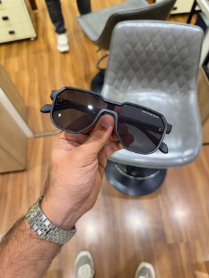 Emporio_Armani Premium Classic Shades