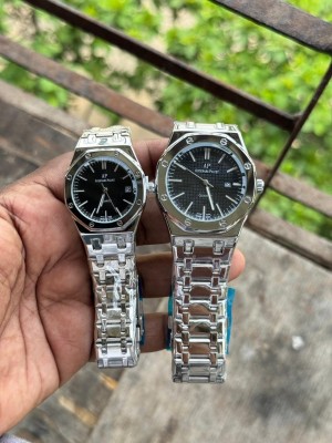 Audemars_Piguet Date-show Watch