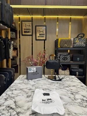 Coach_Satchel_Women_Crossbody_Bag_Sling_Bag_With_Box_And_DustBag_(Black)