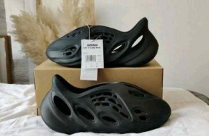 Adidass Yeezy Foam Runner Onyx UA Quality