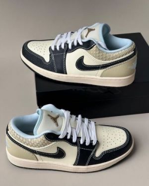 Nik_e SB Dunk low se coconut 