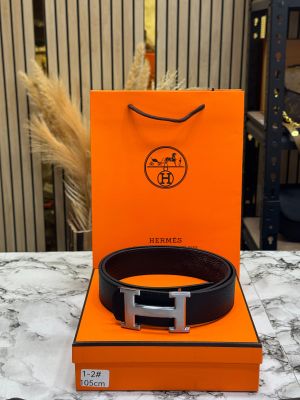 Hermes Black Leather Belt with Polished H Buckle Includes Box and Carry Bag (1-2)