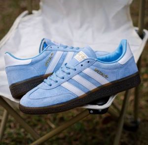 Adi dass handball spezial Light blue