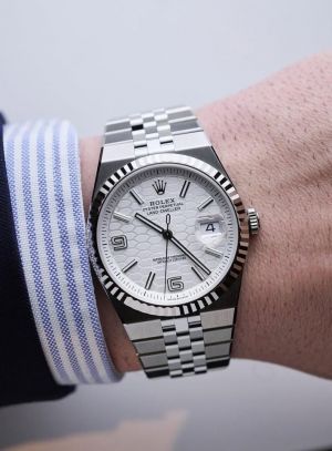 Role_x Oyster Perpetual Land Dweller Silver White - J1473