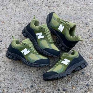new balancee The Basement X 2002R Olive Black