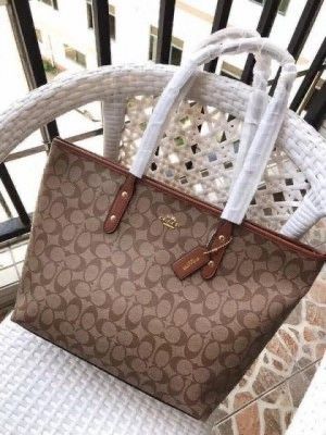 Coach_tote bag premium quality with og box