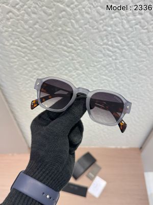 Pradda_2336_grey with tiger print