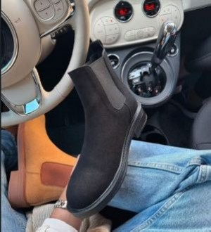 Zara-Chelse-Suede-black