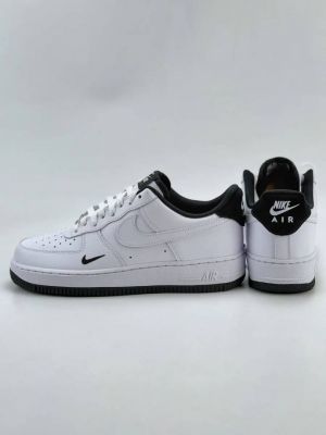 Nik ee Airforce 1 Low mini swoosh 