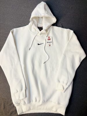 Sale nik drake edition  cream