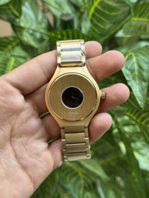RADO SWIFT MOUMENT