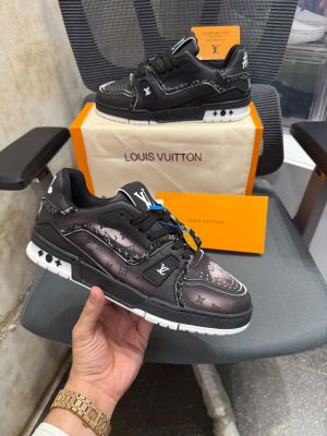 LOUI.S VUITTON CIVILIST TRAINER 2025