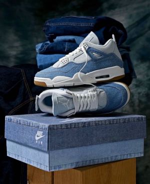 Nikke Air jordan 4 denim worn blue