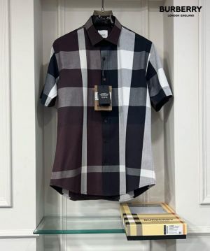 Burberr y Checks Half sleeve Store article Shirt with Original box ( Maroon Black )