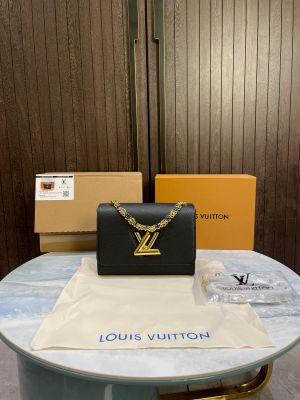 Louis_vuitton Twist PM with double box 559